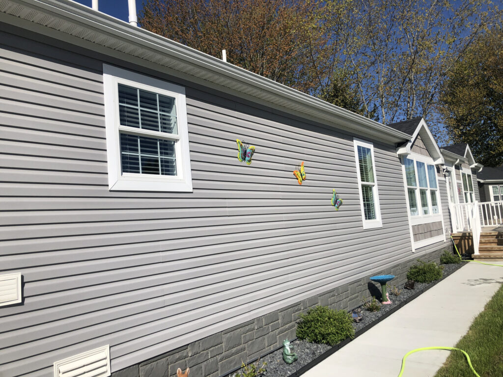 Manufactured Home, Siding